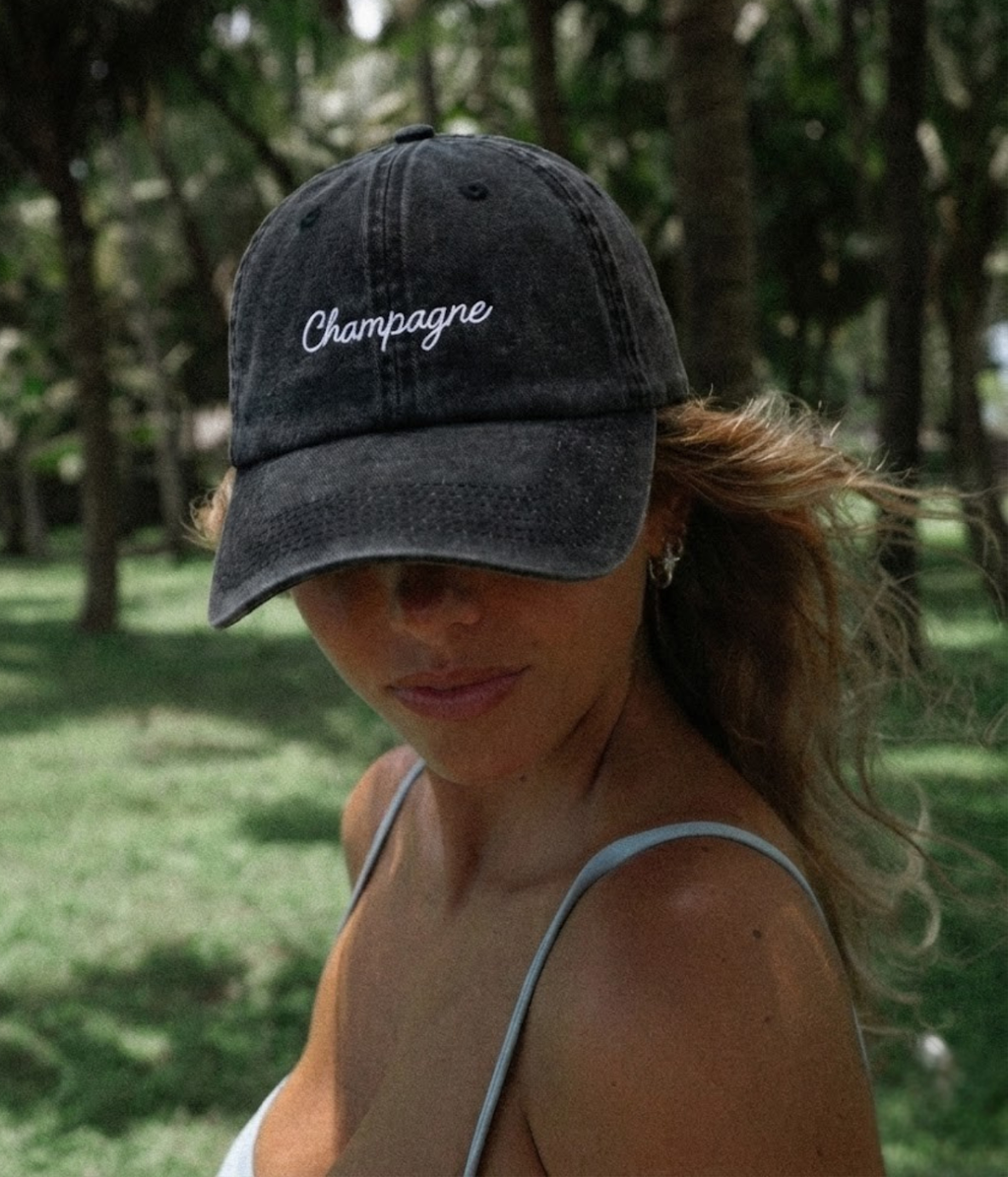 CHAMPAGNE - CURSIVE.